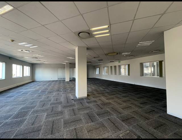 294M² OFFICE TO LET IN SANDTON CENTRAL